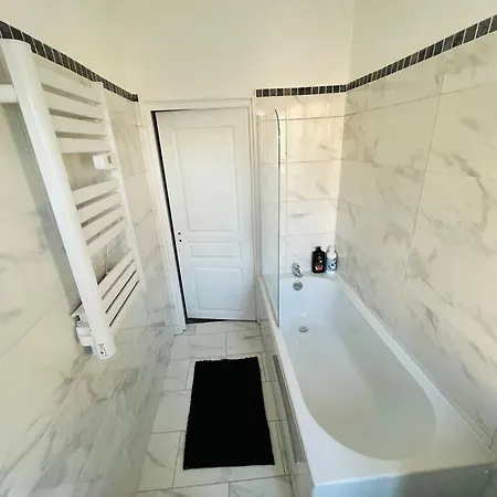 Duplex 100m2, 3 Chambres, Centre Appartement *