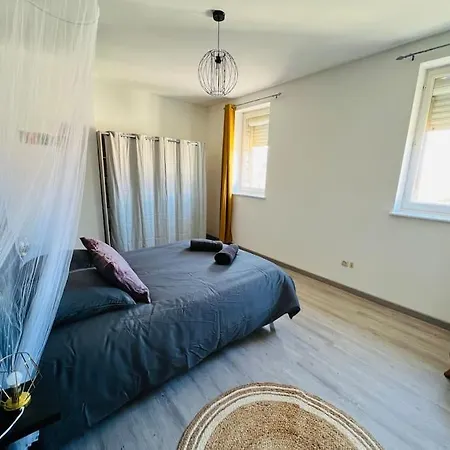 Duplex 100m2, 3 Chambres, Centre Lejlighed *